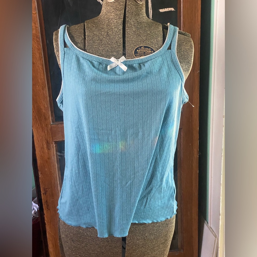 Como Blue Lace Trim Camisole Top Super Soft Light Airy Size L Rayon Blend